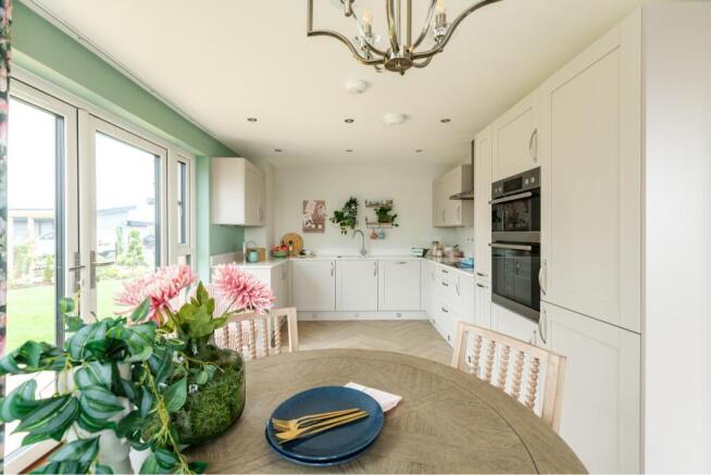 Open plan to cook and eat