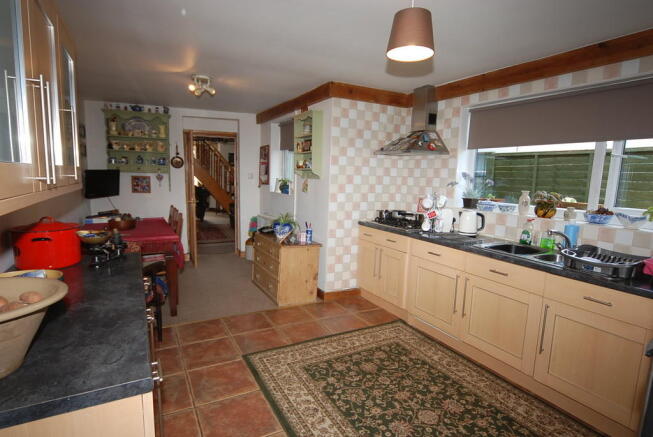 KITCHEN/DINER