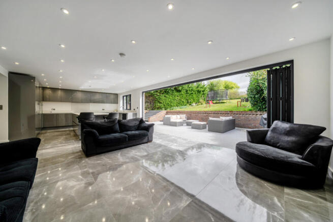 1446785-20-69e0bf...