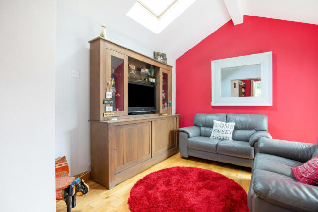SNUG/PLAYROOM