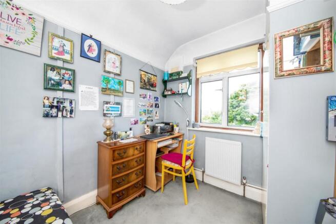 BEDROOM 3