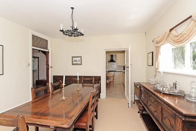 Sunn-Dining-Room_2.jpg