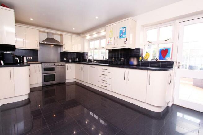 Fitted Kitchen