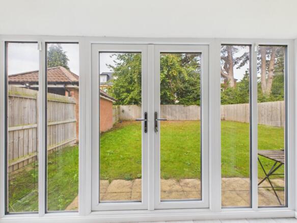 4 bed Detached for sale Image 8