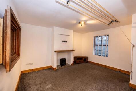 Echo Street, Roberttown, Liversedge, WF15