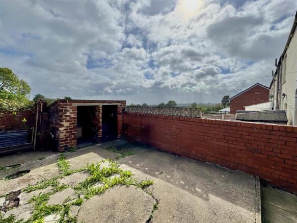 1 bed Terraced for sale Image 5