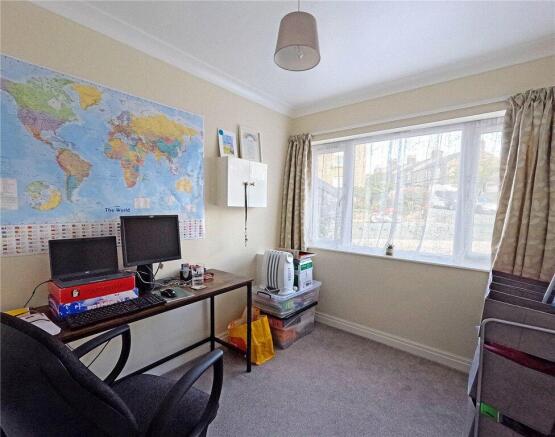 Bedroom/Study