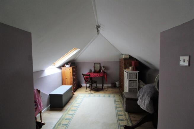 Master Bedroom 1.JPG