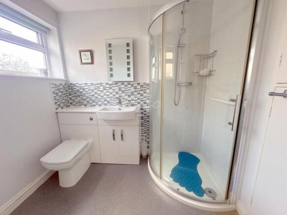 2 bed Bungalow for sale Image 7