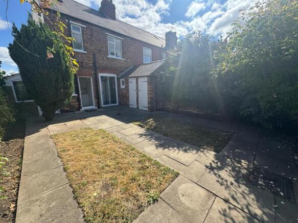 3 bed Terraced for sale Image 9