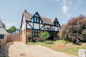 3, St Catherines Way, Christchurch BH23 2RD