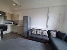 2f1, 10, Valleyfield Street, Tollcross, Edinburgh EH3 9LS