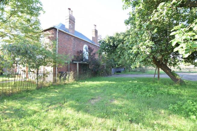 Side Garden and Driveway