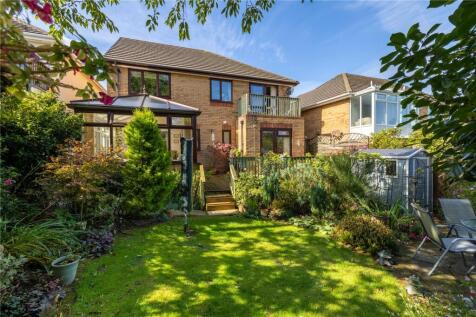 Shamwickshire Close, Bideford, Devon