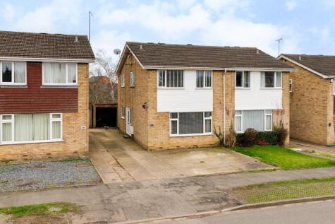 NN15 Churchill Way, Burton Latimer