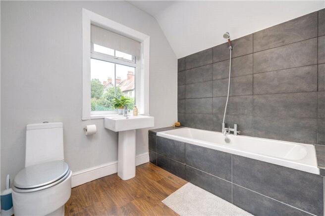 3 bed Semi-Detached for sale Image 11