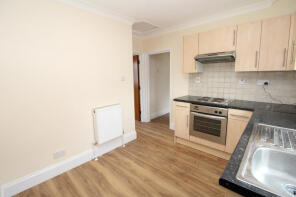Flat Above, 1a, Princes Avenue, Dartford DA2 6NE