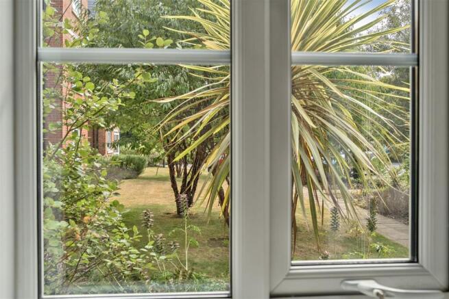 1 bed Retirement Property for sale Image 12