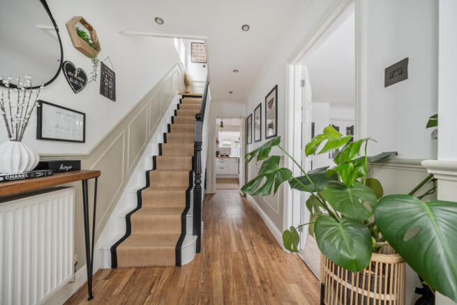 14056357698316f2a9c9a