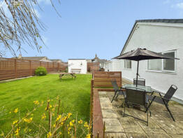 Glyn, Crown Street, Gwalchmai, Holyhead LL65 4RS