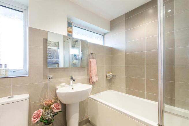 37 Harcourt Close-26.jpg