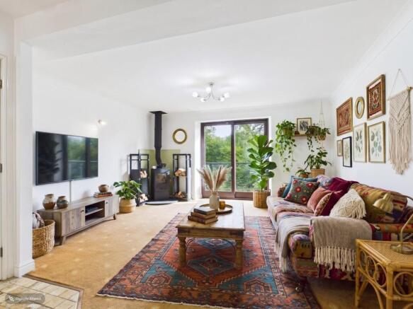 Lounge - Virtually Staged