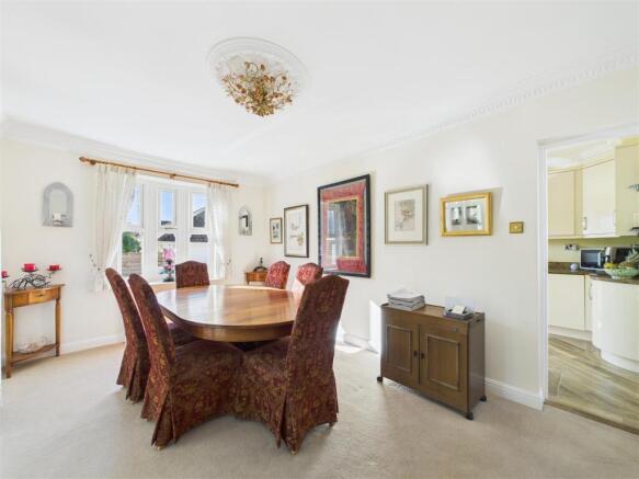 3 bed Detached Bungalow for sale Image 11