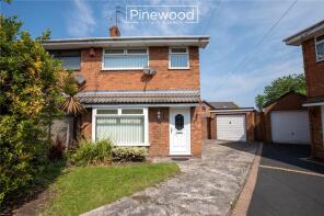 10, White Way Grove, Garden City CH5 2SP