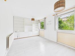 Flat 9, 20 Jeremy Bentham House, Pollard Street, London E2 6LZ