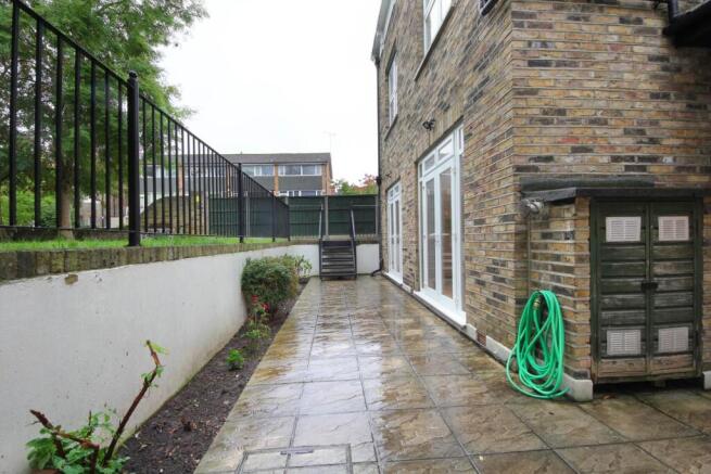 GV- F2 - 84 Grange Rd (21).jpg