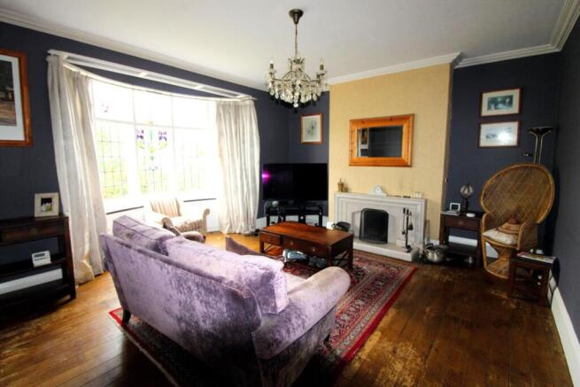4 bed Semi-Detached for sale Image 4