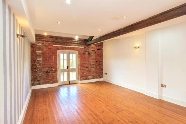 4 bed Terraced for sale Image 3