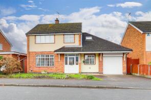 71, Edgewood Drive, Hucknall NG15 6HY