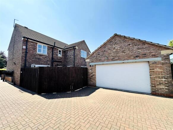 Rear Garage
