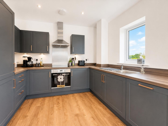 KITCHEN..png