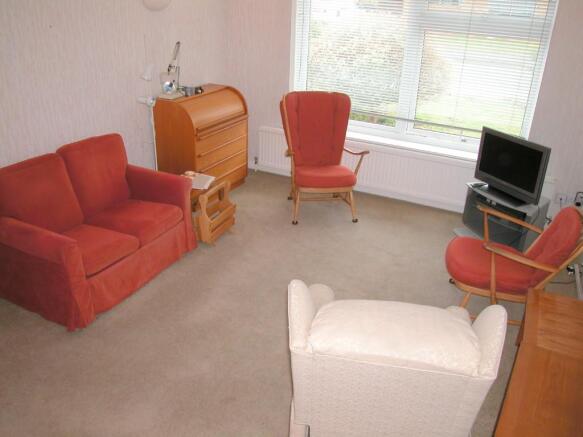 Lounge/Dining Room