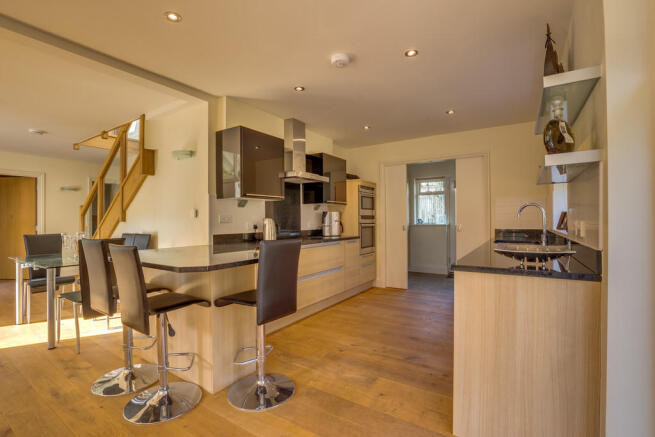 Kitchen/Dining Ar...