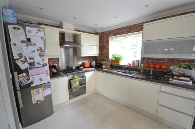 Kitchen/Breakfast