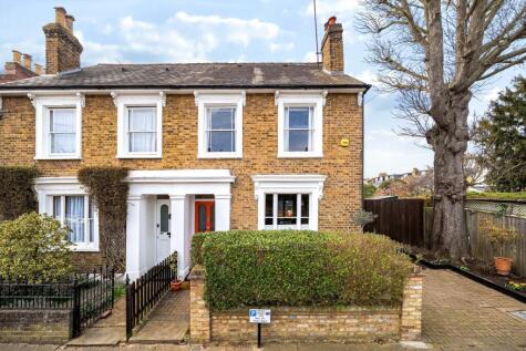 Victoria Road, Teddington, TW11