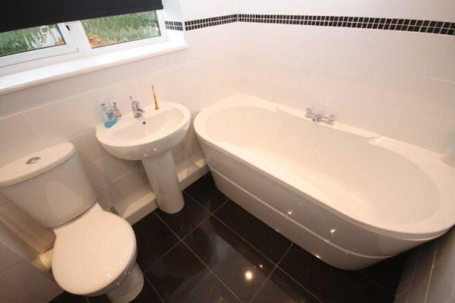 Family Bathroo...
