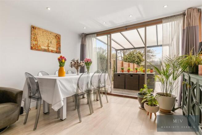 Alpine Close 18 MV-13.jpg