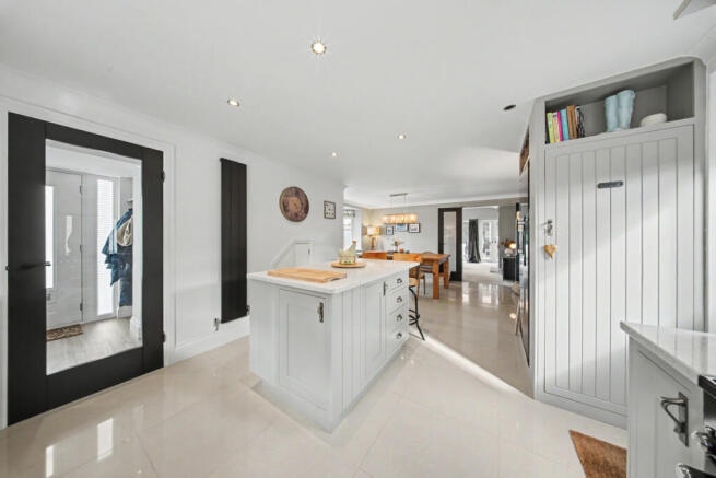 3 bed Detached for sale Image 5