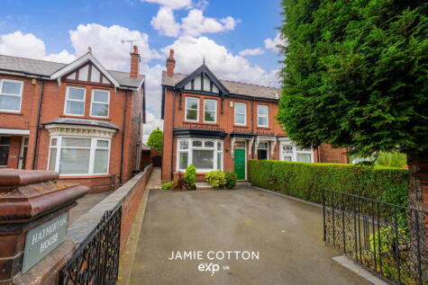 Hatherton House, Brettell Lane, Stourbridge - Full of Period Features