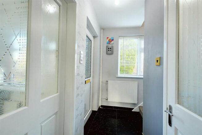 Hallway_2.jpeg