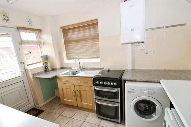 3 bed Semi-Detached for sale Image 7