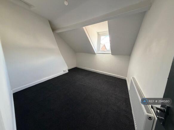 1 bed Flat to rent Image 5