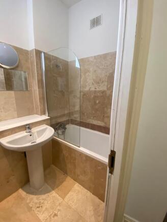 1 bed Apartment to rent Image 8