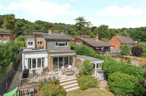 127, Peperharow Road, Godalming GU7 2PW