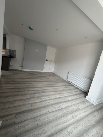 Lounge/ Kitchen