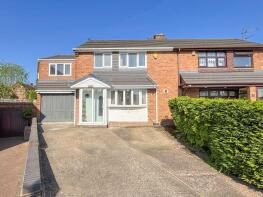 12, Holly Bank Avenue, Essington WV11 2BZ